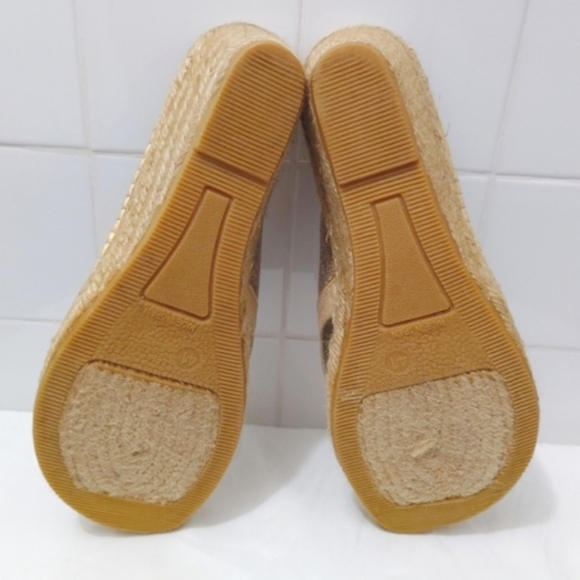 CLEARANCE Andre Assous Espadrilles Annette Wedge Sandals Bronze Toast US 10 - Picture 7 of 13